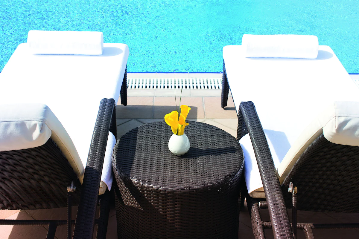 استخر هتل آوانی دیره دبی